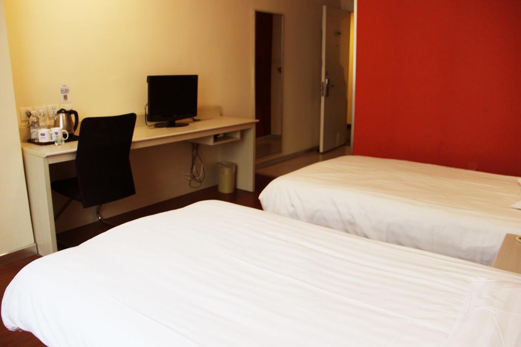 Hanting Express Dalian Xinghai Park Kamer foto